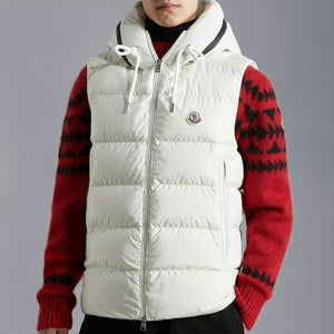 Moncler Cardamine Down Gilet  A mid-season essential, the Cardamine down gilet is a classic design for men.